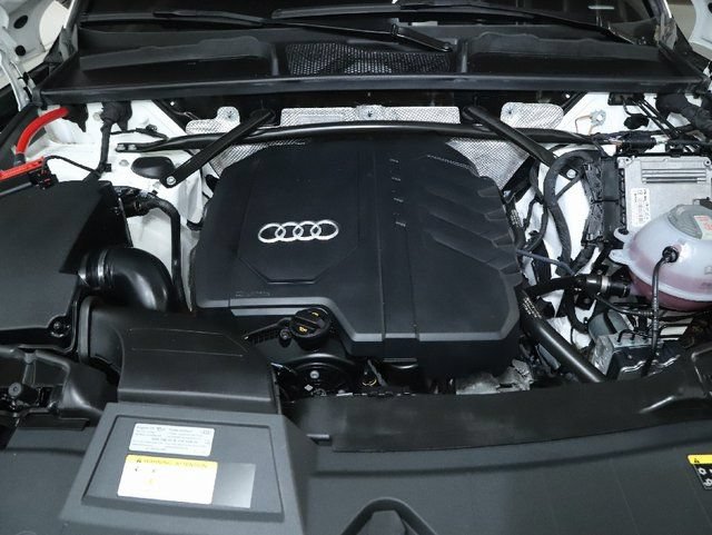 Used 2023 Audi Q5 2.0T Premium w/ Convenience Package AWD/4WD image 37
