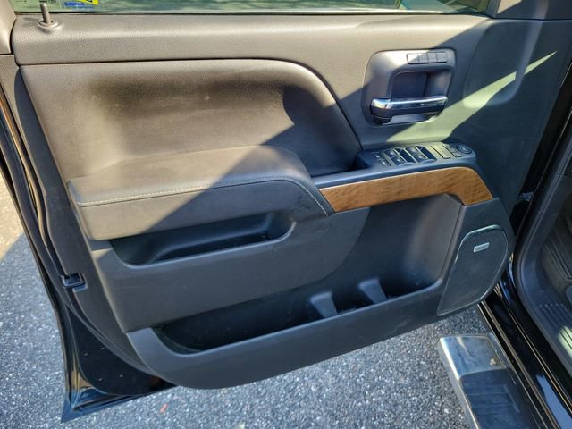 Used 2015 Chevrolet Silverado 1500 LTZ RWD image 19