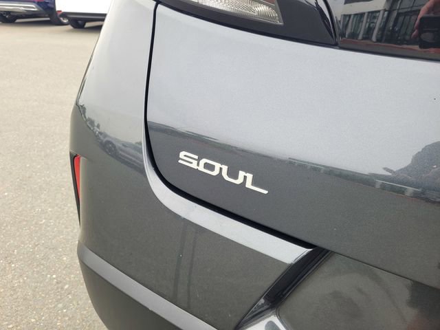 Used 2023 Kia Soul EX image 6