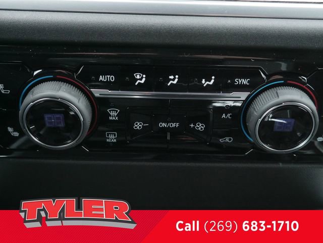 New 2026 Chevrolet Silverado 1500 LT w/ Z71 Off-Road Package image 38
