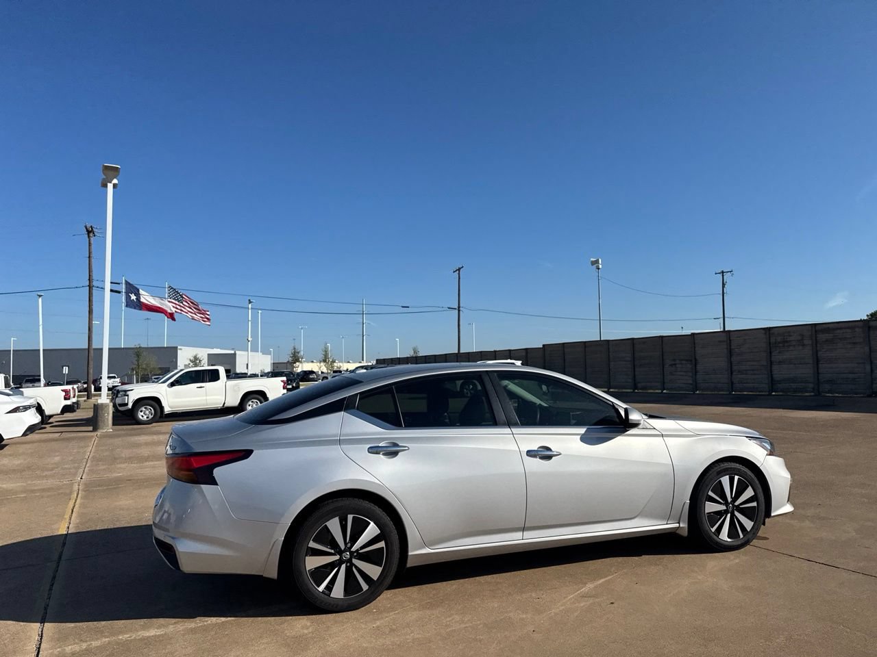 Used 2021 Nissan Altima 2.5 SV FWD image 24