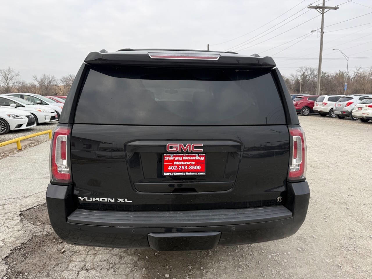Used 2015 GMC Yukon XL SLE image 4