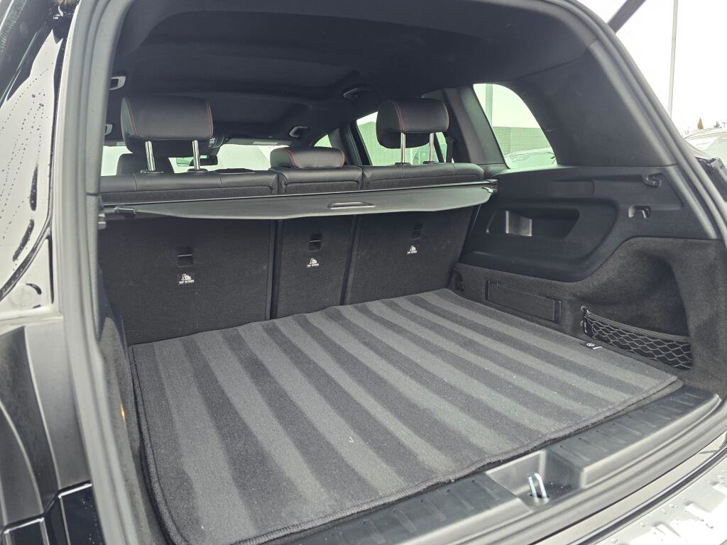 Used 2022 Mercedes-Benz GLB 35 AMG 4MATIC image 22