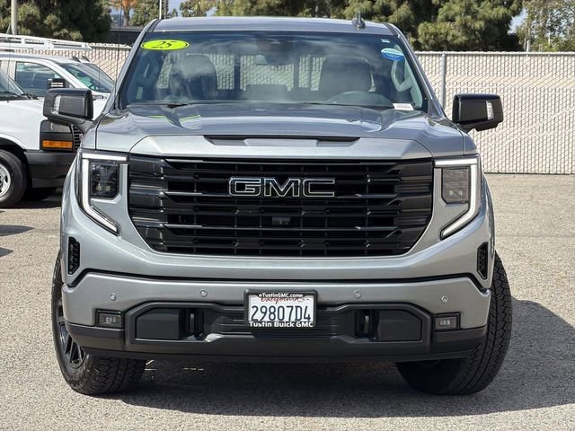Used 2025 GMC Sierra 1500 Elevation w/ Elevation Premium Package AWD/4WD image 2