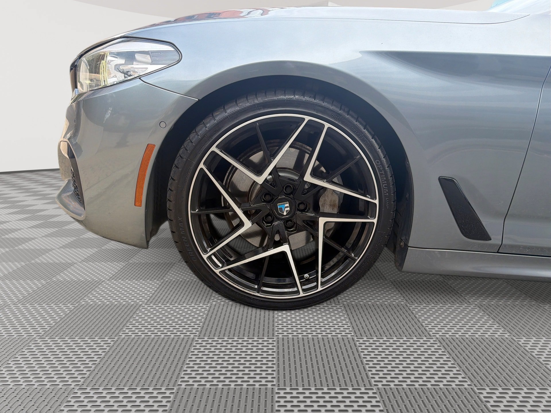 Used 2018 BMW 540i RWD image 19