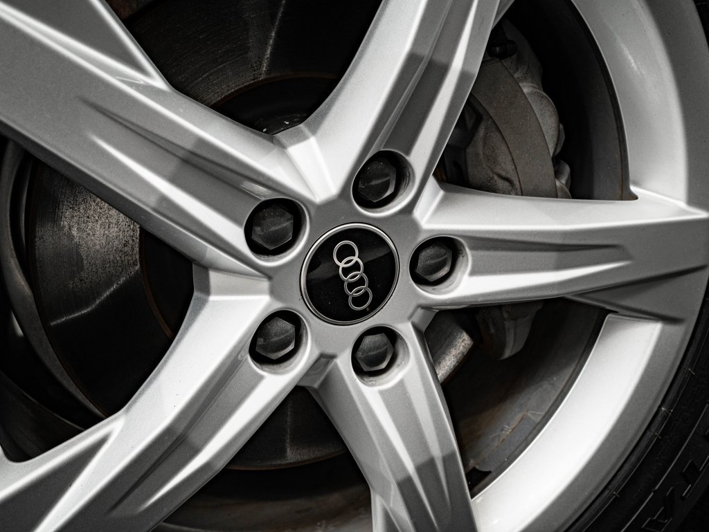 Used 2023 Audi Q5 2.0T Premium w/ Convenience Package image 8