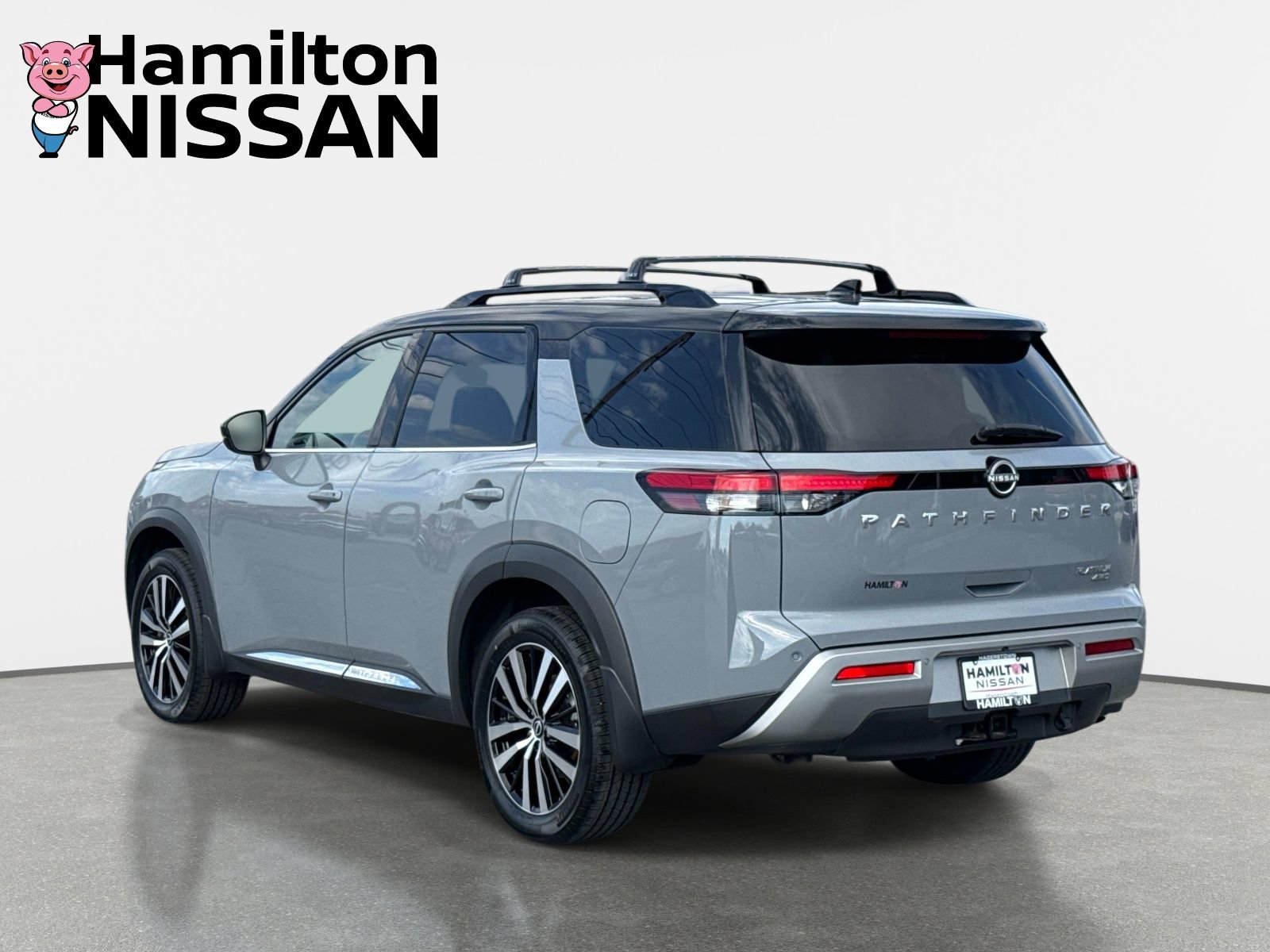 Used 2023 Nissan Pathfinder Platinum AWD/4WD image 4