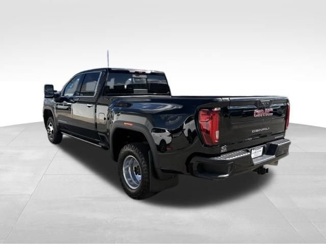 Used 2023 GMC Sierra 3500 Denali w/ Denali Ultimate Package AWD/4WD image 11