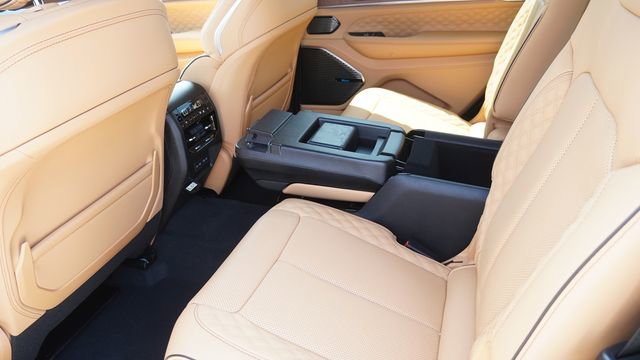 New 2026 Jeep Grand Cherokee L Summit AWD/4WD image 14