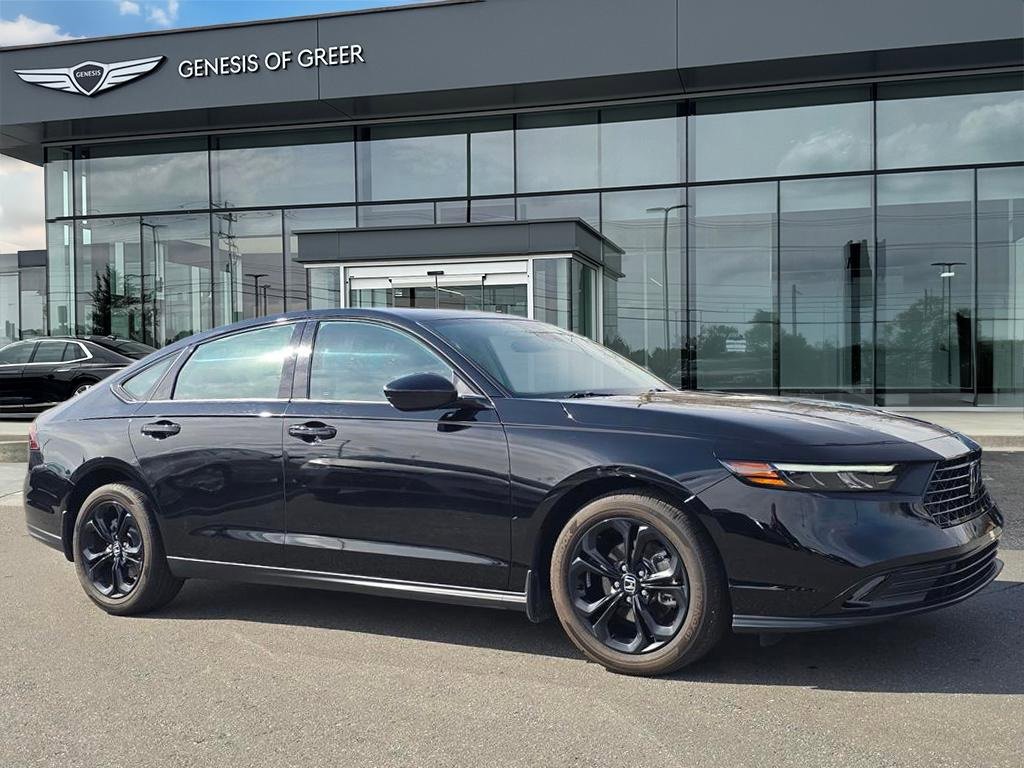 Used 2025 Honda Accord SE