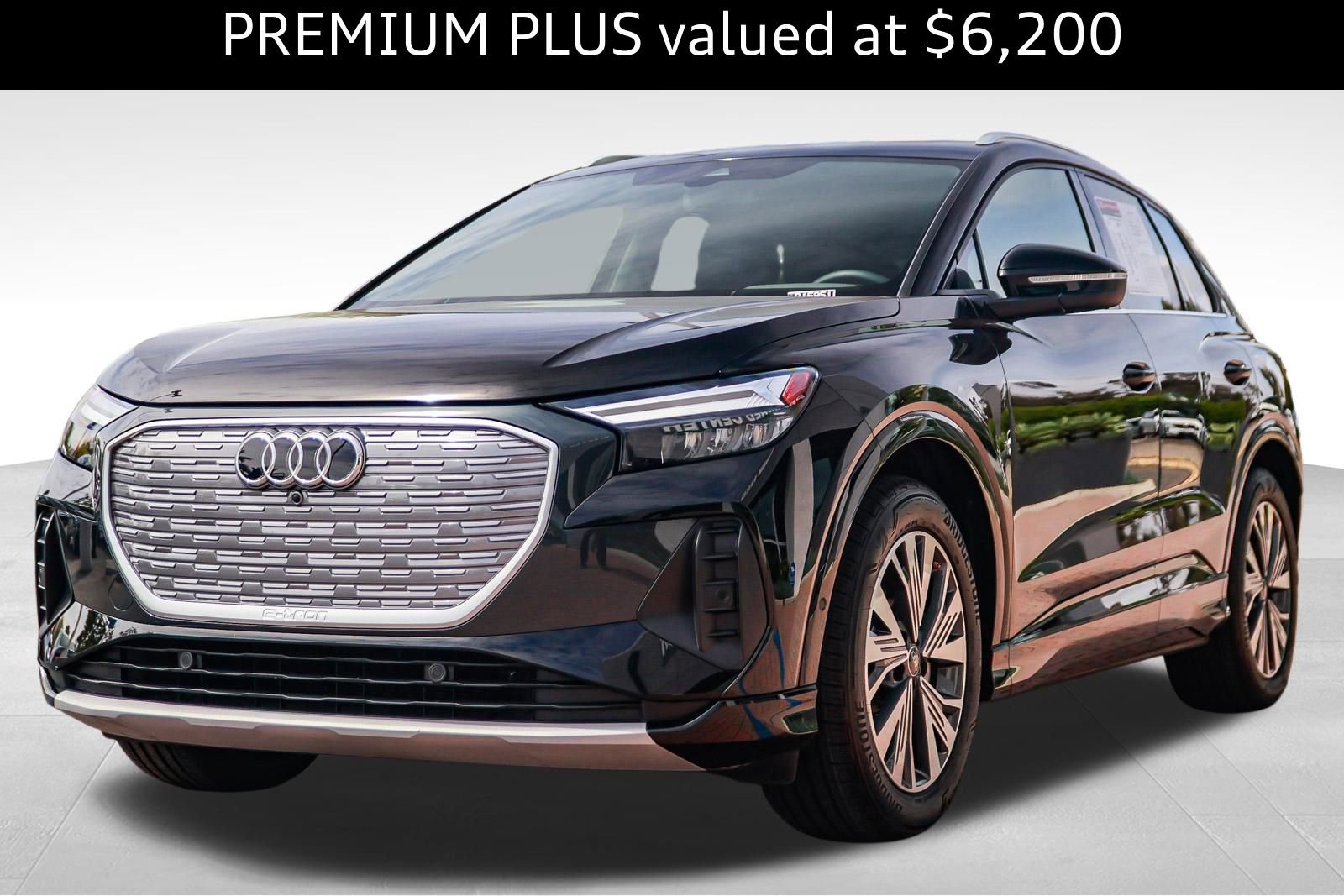 Used 2023 Audi Q4 e-tron Premium Plus w/ Premium Plus RWD image 3