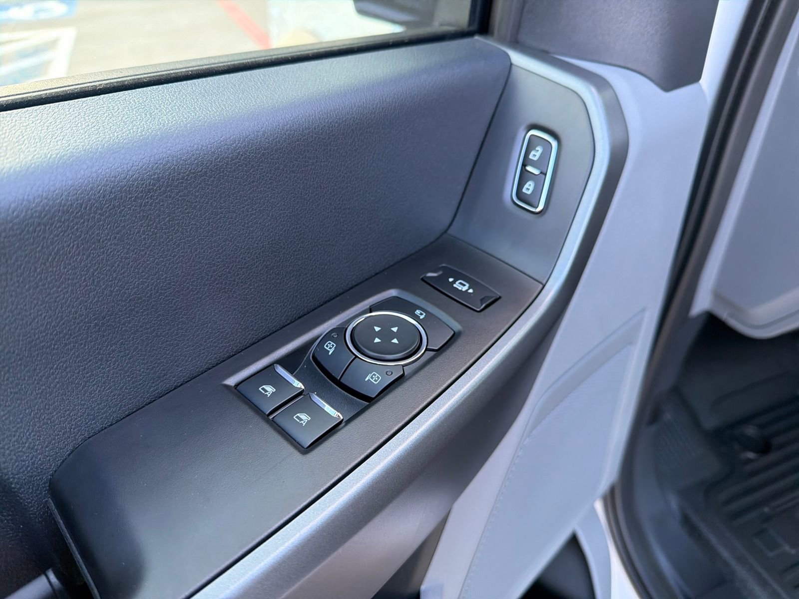 New 2026 Ford F450 XLT w/ XLT Value Package image 11