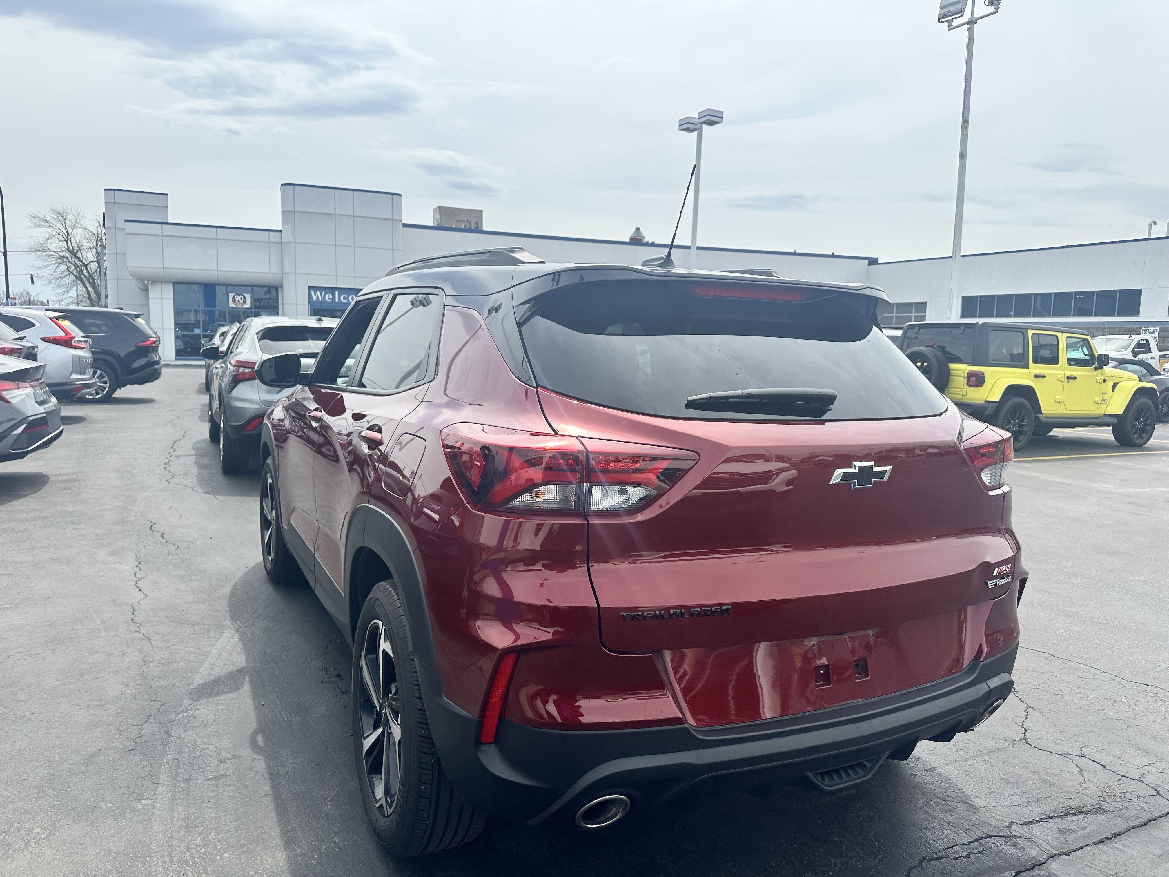 Used 2023 Chevrolet TrailBlazer RS w/ Technology Package image 6