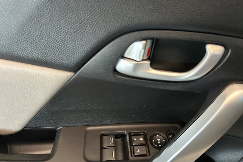 Used 2015 Honda Civic EX-L image 11