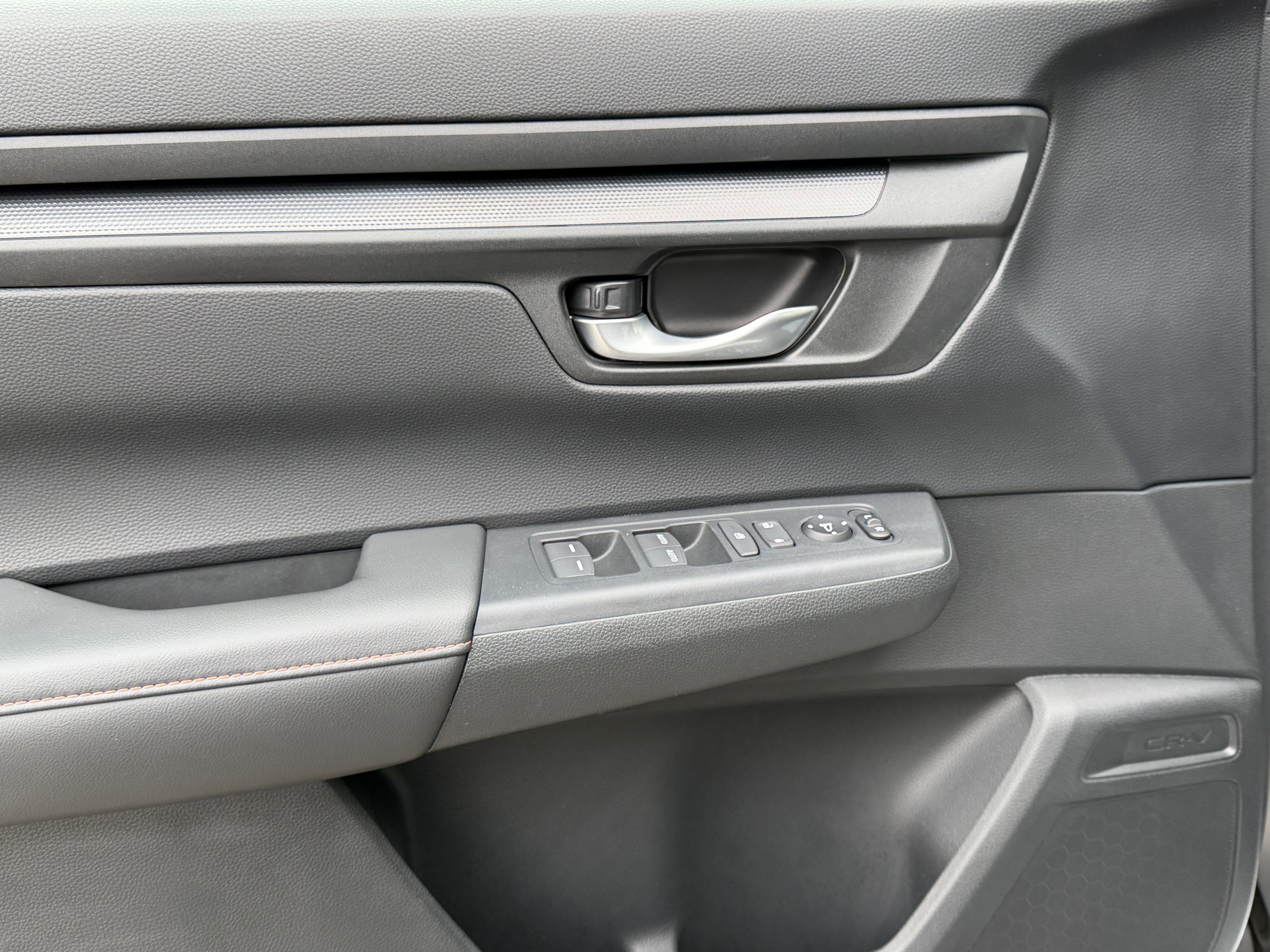 Used 2024 Honda CR-V Sport image 11