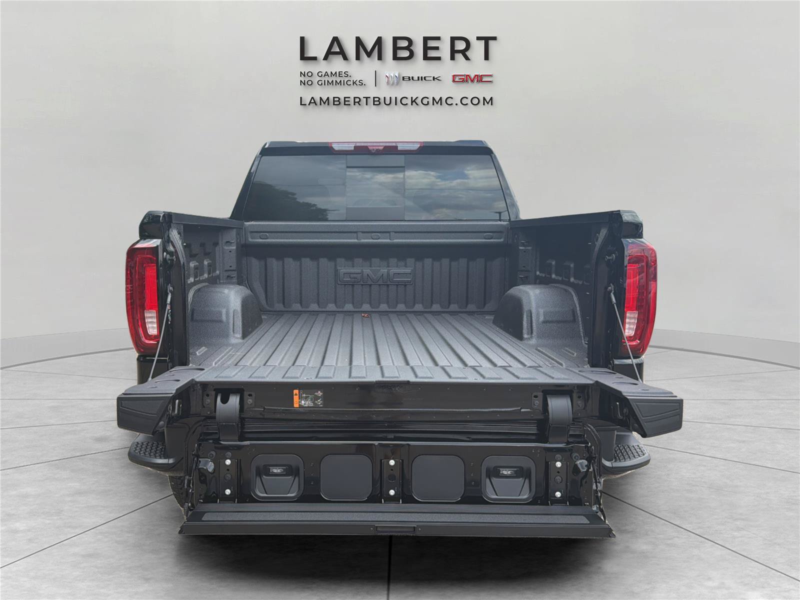 New 2026 GMC Sierra 1500 AT4 w/ AT4 Premium Package AWD/4WD image 20