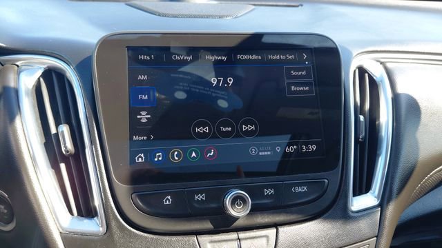 Used 2023 Chevrolet Malibu LT w/ LPO, Floor Liner Package FWD image 19