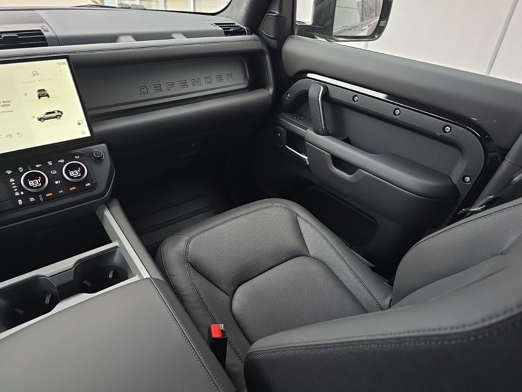 New 2026 Land Rover Defender 110 V8 AWD/4WD image 22