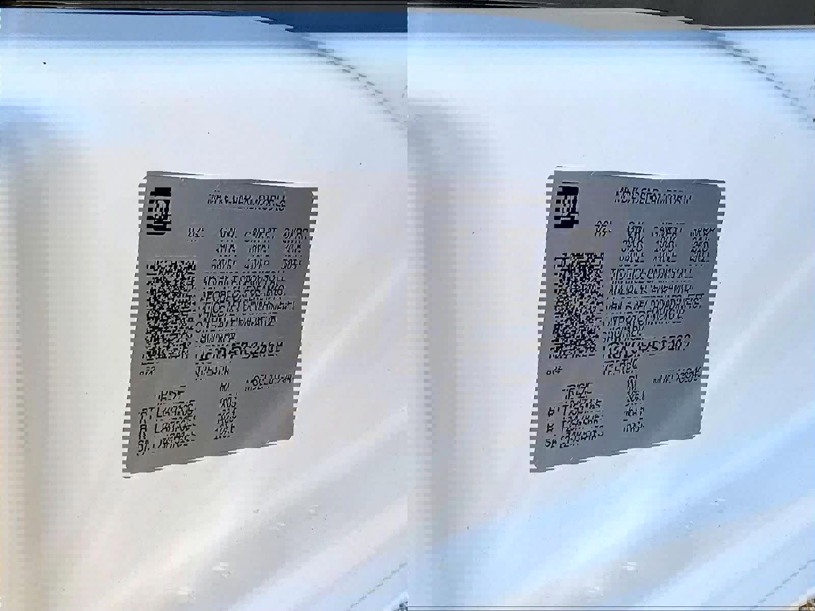 New 2025 Chevrolet Express 2500 w/ Driver Convenience Package image 17