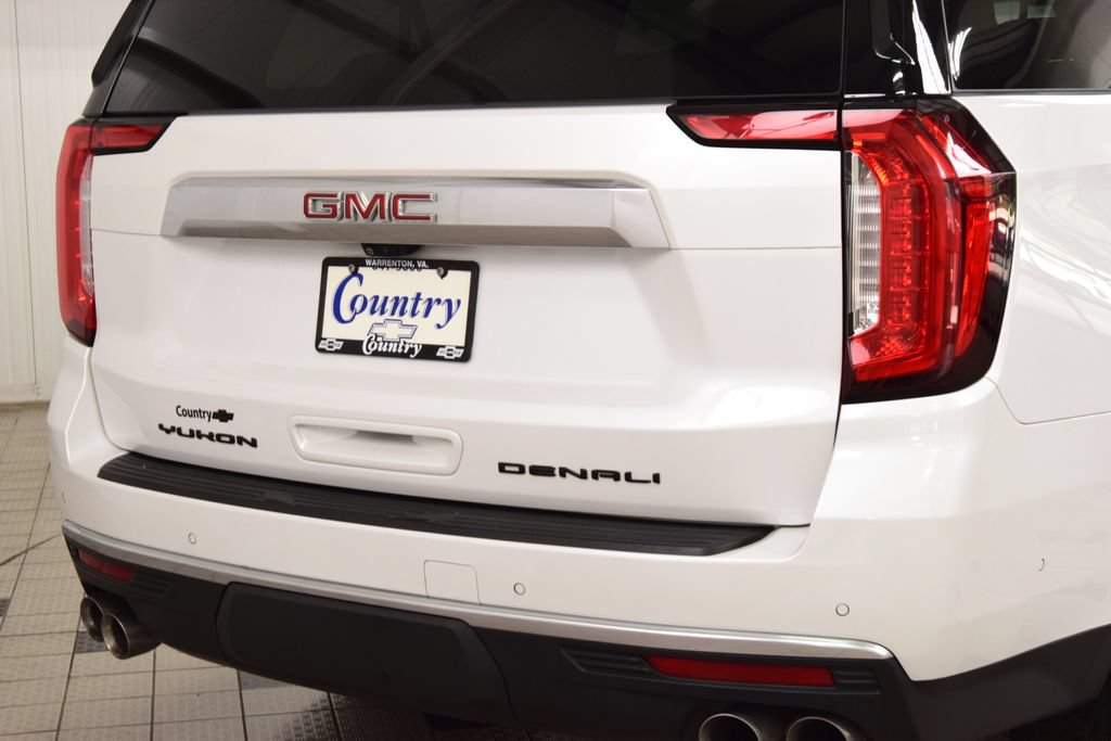 Used 2023 GMC Yukon XL Denali w/ Denali Reserve Package AWD/4WD image 22