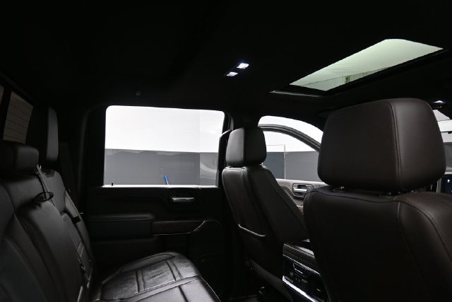 Used 2023 GMC Sierra 3500 Denali w/ Denali Ultimate Package AWD/4WD image 31