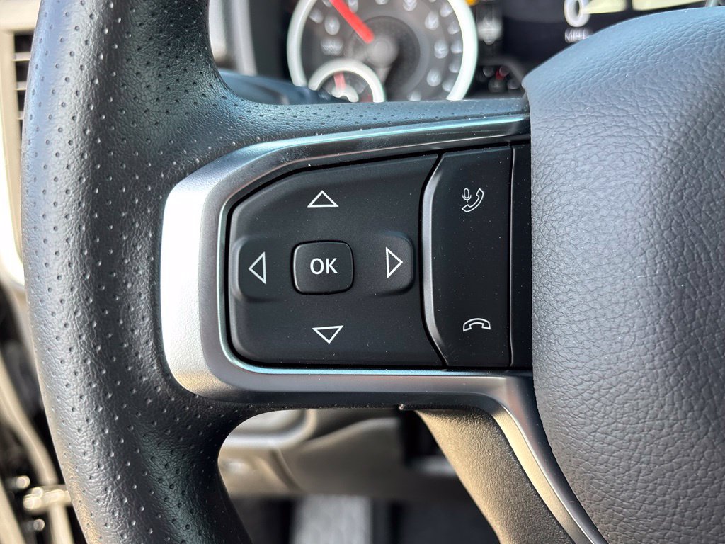 New 2026 RAM 1500 Express AWD/4WD image 16