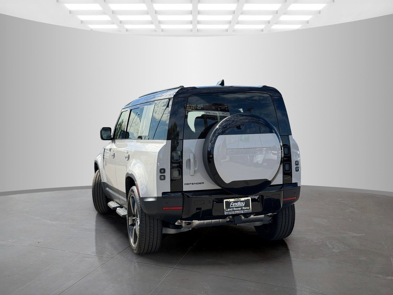 New 2026 Land Rover Defender 110 S AWD/4WD image 7