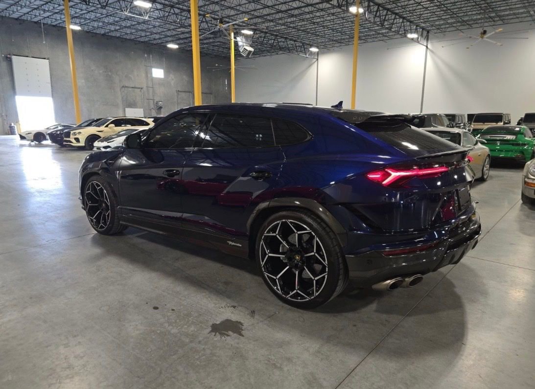 Used 2024 Lamborghini Urus Performante image 85