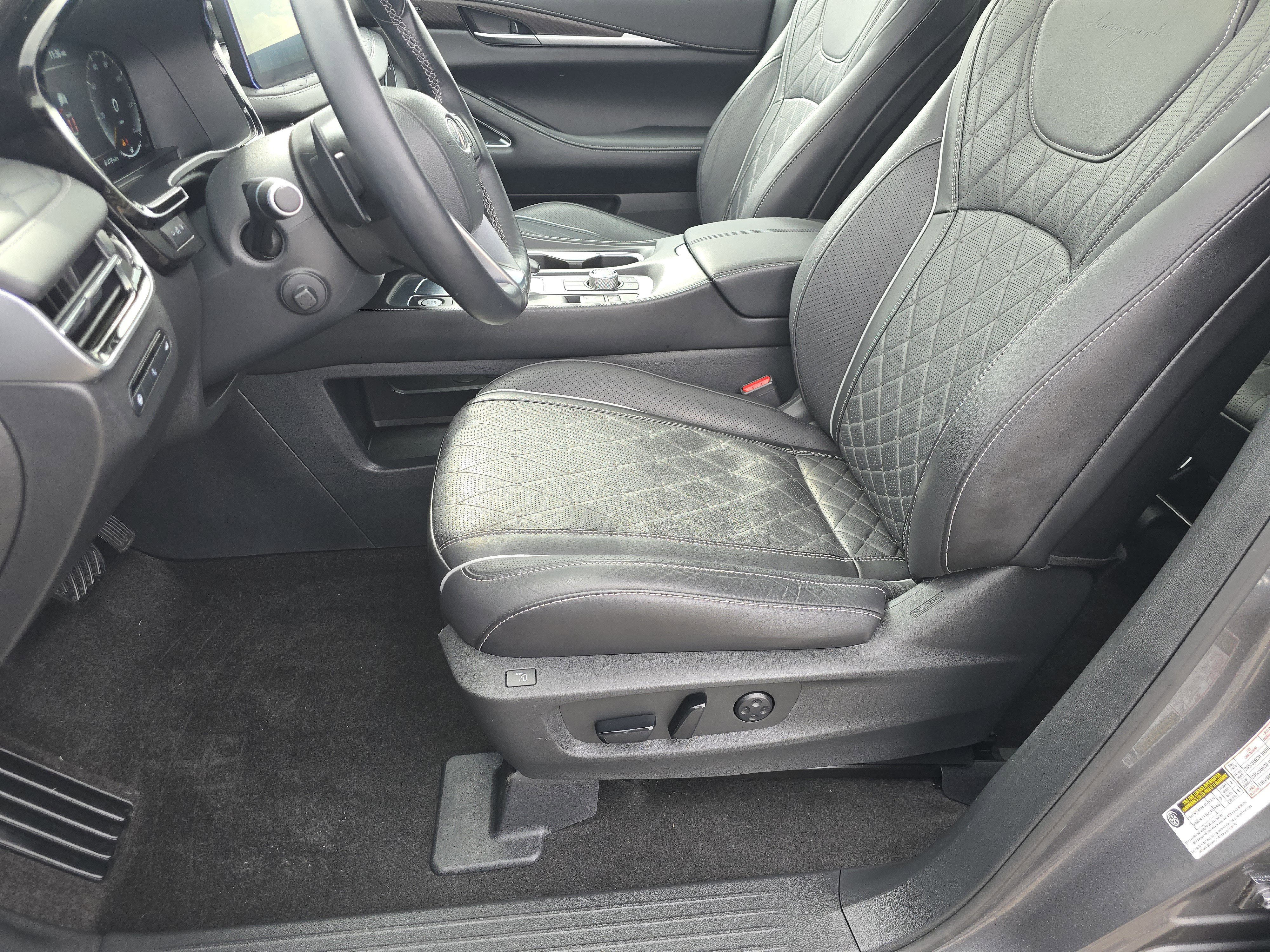 Used 2024 INFINITI QX60 Autograph w/ Cargo Package image 19