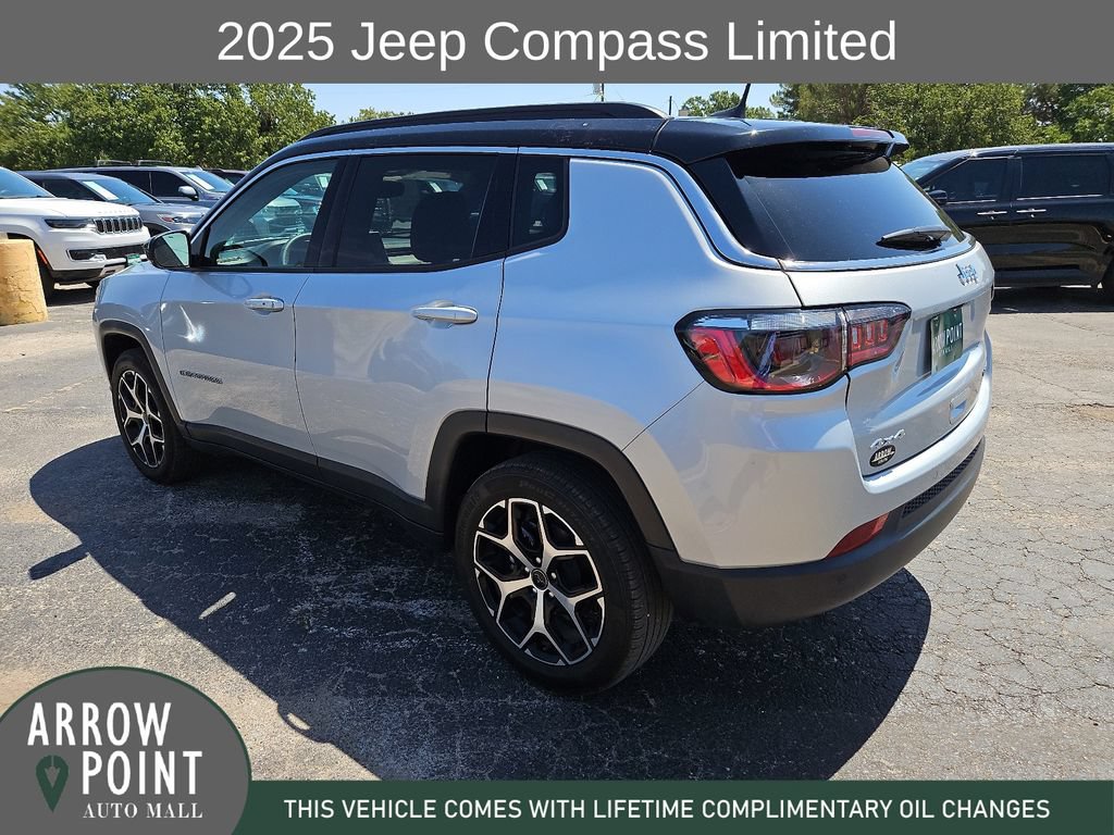 Used 2025 Jeep Compass Limited AWD/4WD image 8