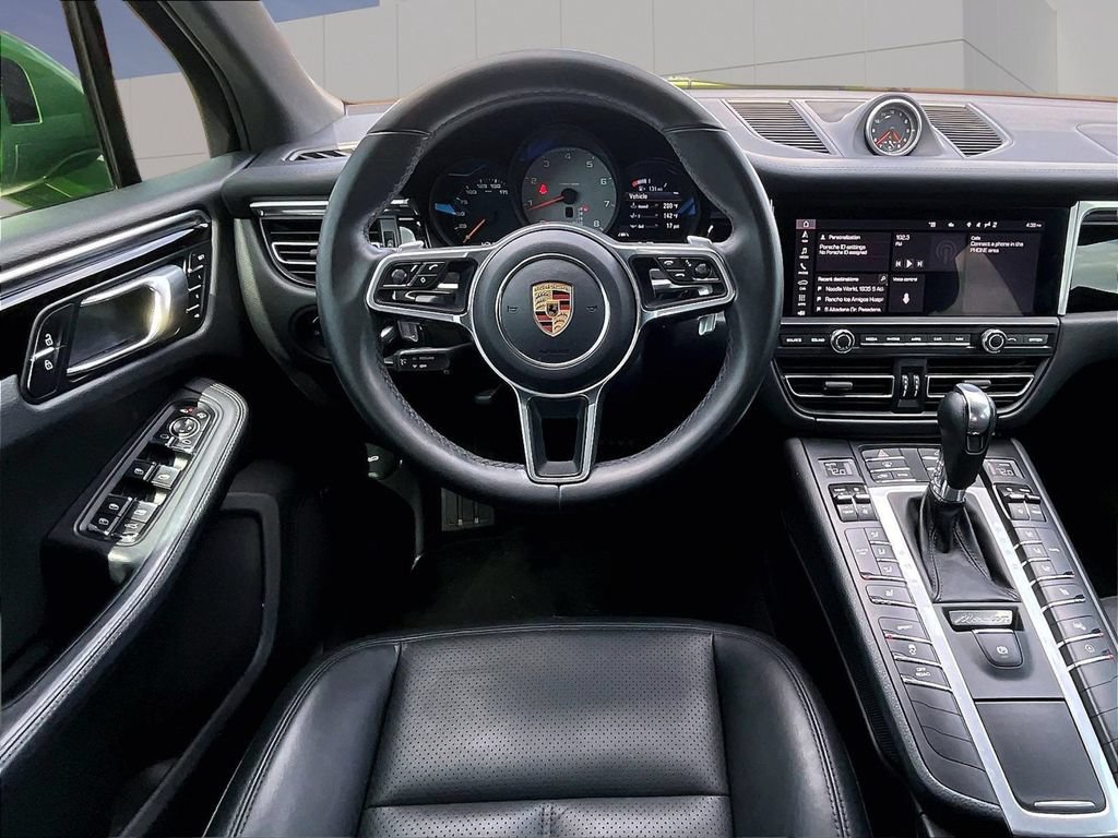 Certified 2020 Porsche Macan S AWD/4WD image 13