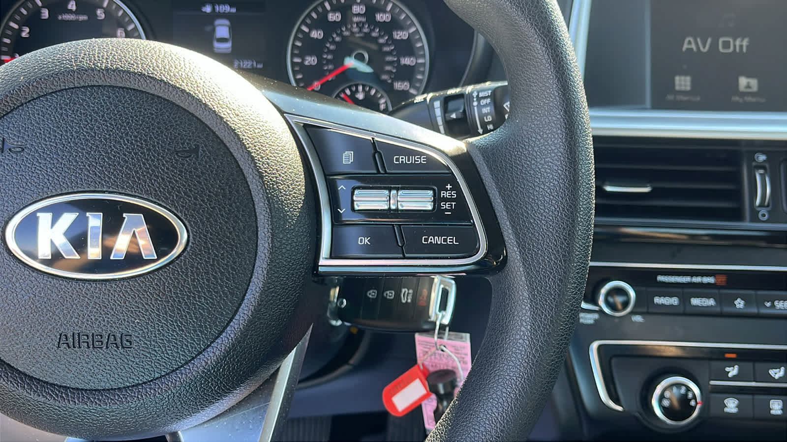 Used 2020 Kia Optima LX image 13