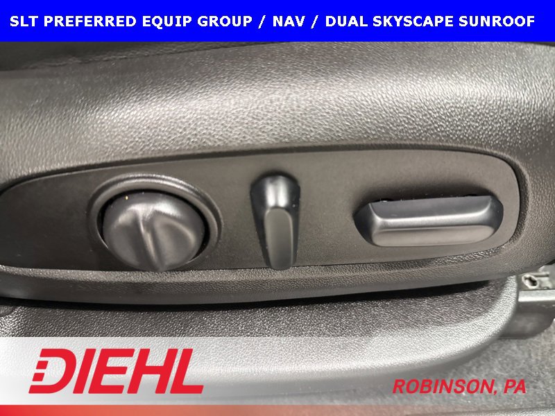 Used 2018 GMC Acadia SLT image 16