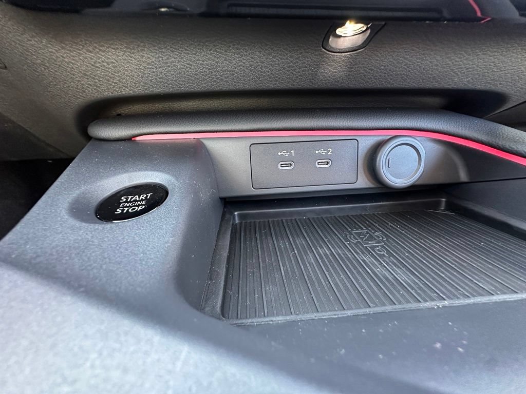 New 2026 Nissan Sentra SR w/ SR Premium Package FWD image 26
