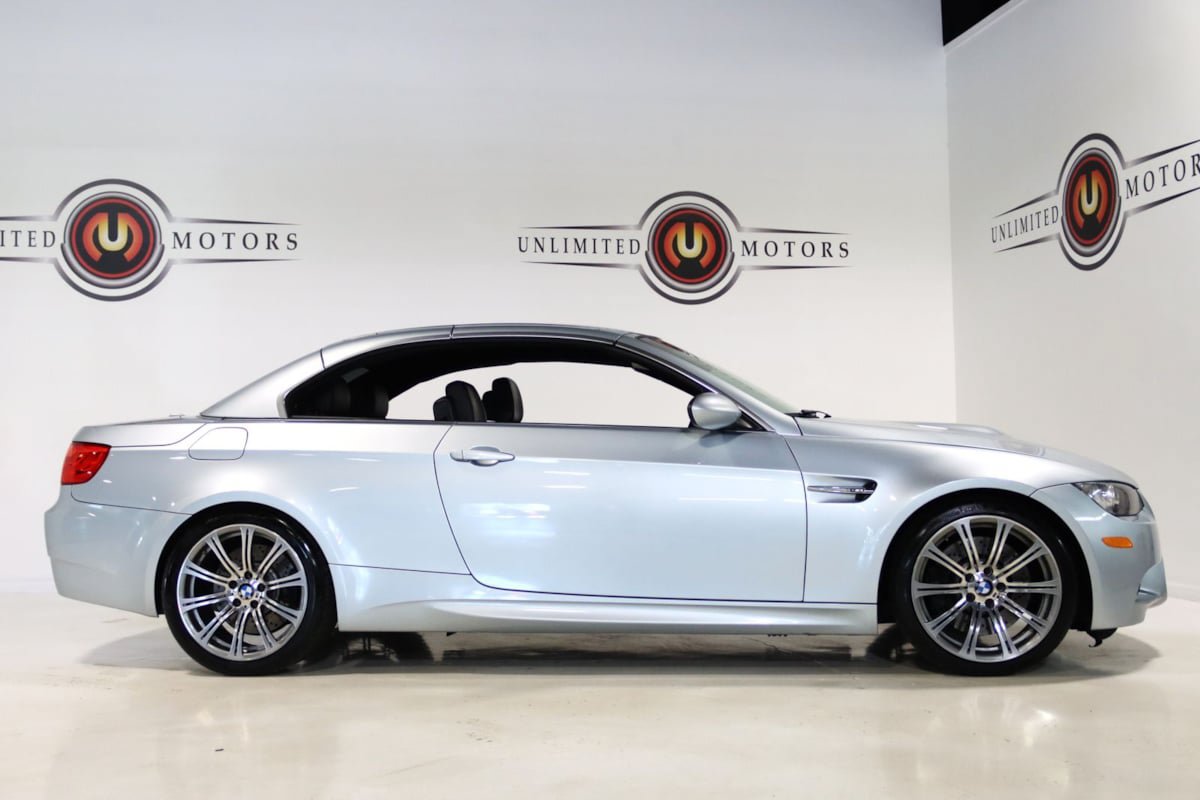 Used 2011 BMW M3 Convertible RWD image 8
