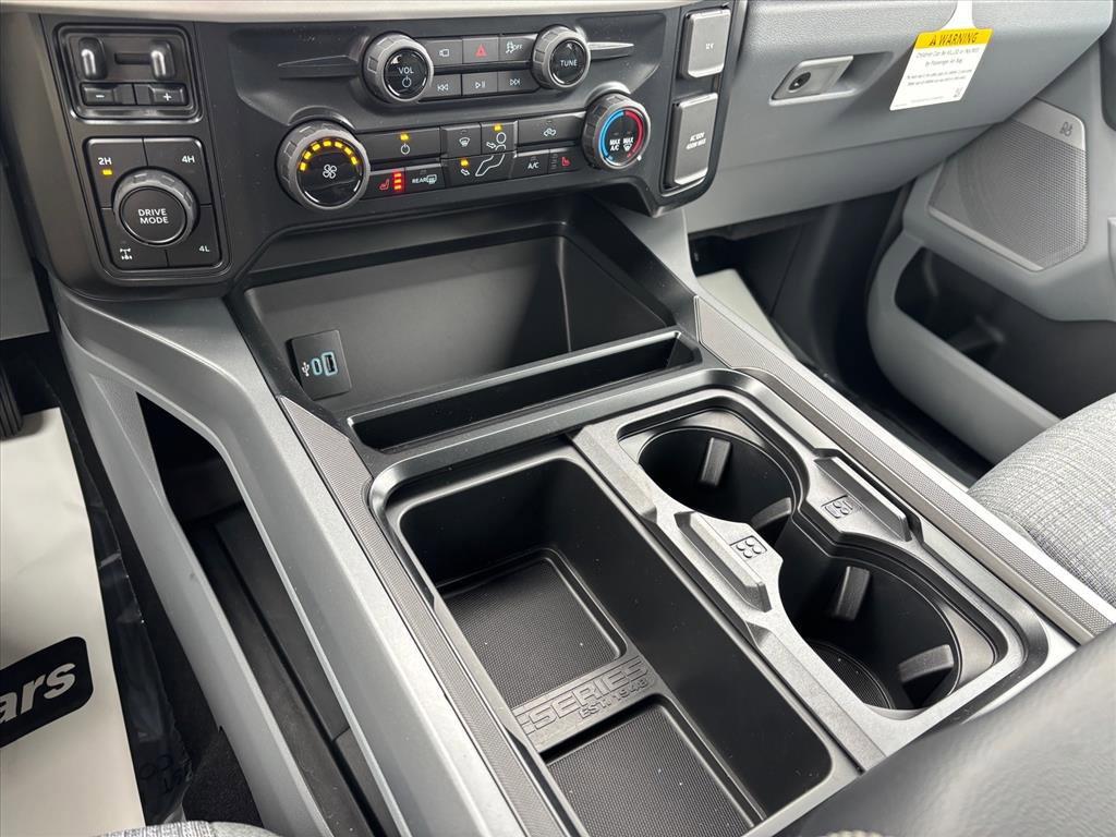New 2026 Ford F250 XLT w/ XLT Premium Package image 16
