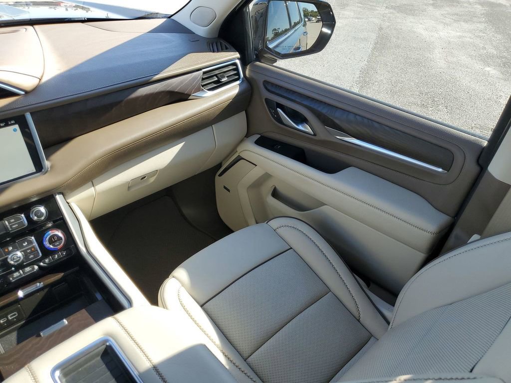 Used 2022 GMC Yukon Denali w/ Max Trailering Package image 11