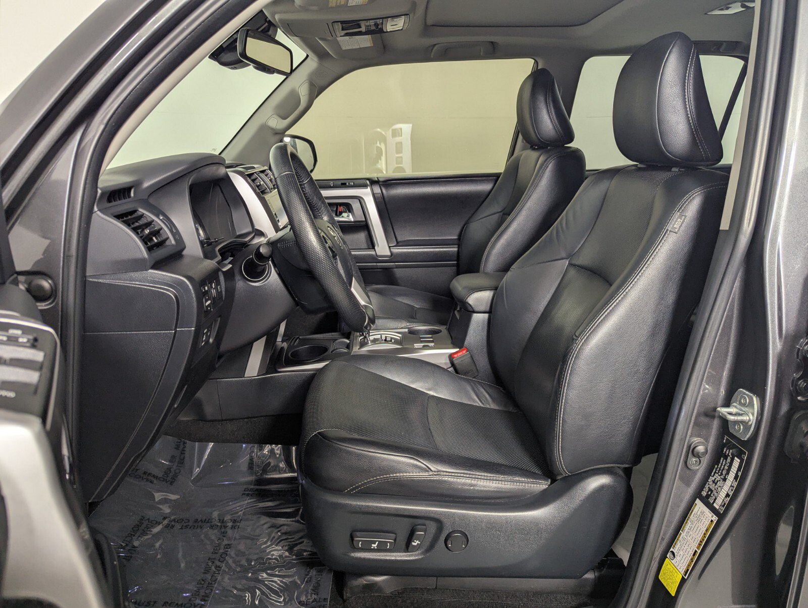 Used 2023 Toyota 4Runner Limited RWD image 14