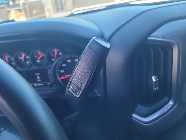 Used 2022 Chevrolet Silverado 2500 Custom w/ Custom Value Package image 15