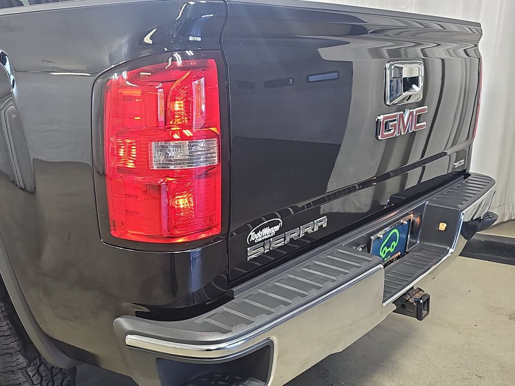Used 2017 GMC Sierra 1500 SLE w/ SLE Value Package AWD/4WD image 38