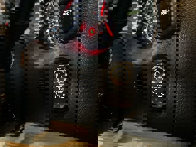 Used 2006 Chevrolet Corvette Convertible w/ Preferred Equipment Group image 15