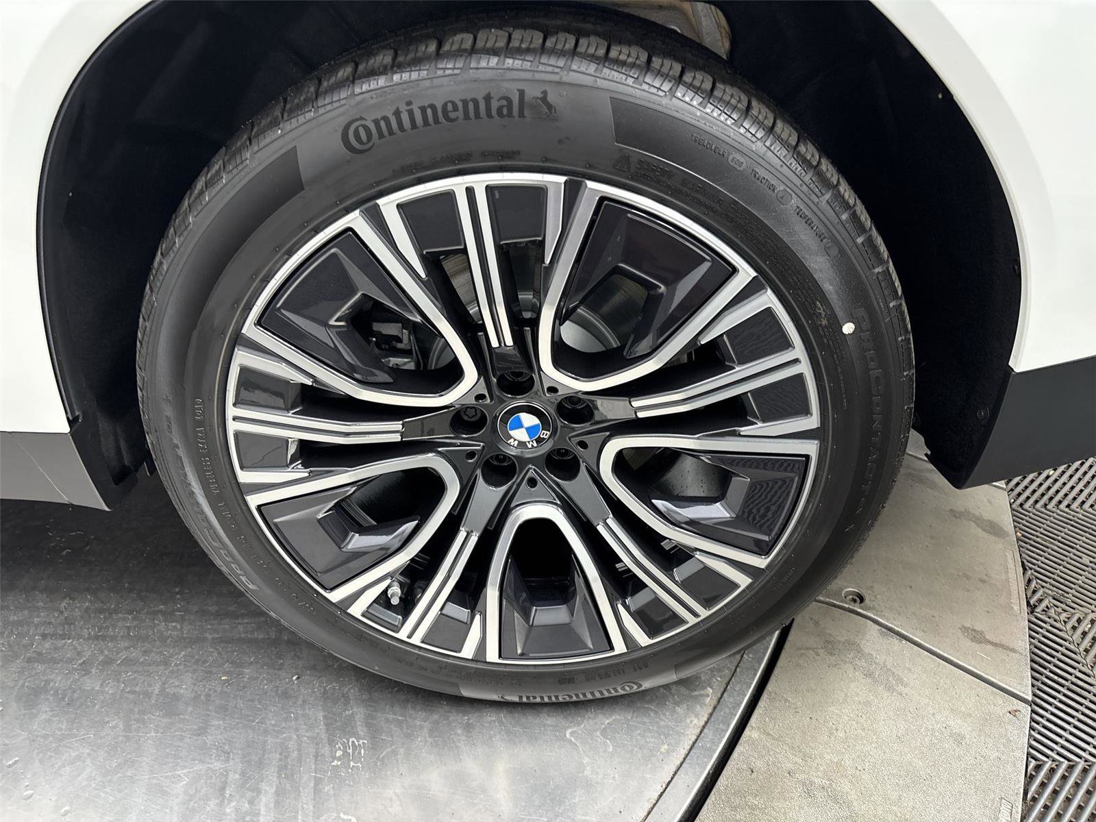 New 2026 BMW X3 xDrive30 w/ Premium Package image 27