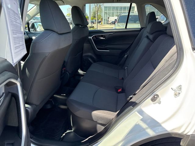 Used 2024 Toyota RAV4 XLE AWD/4WD image 14
