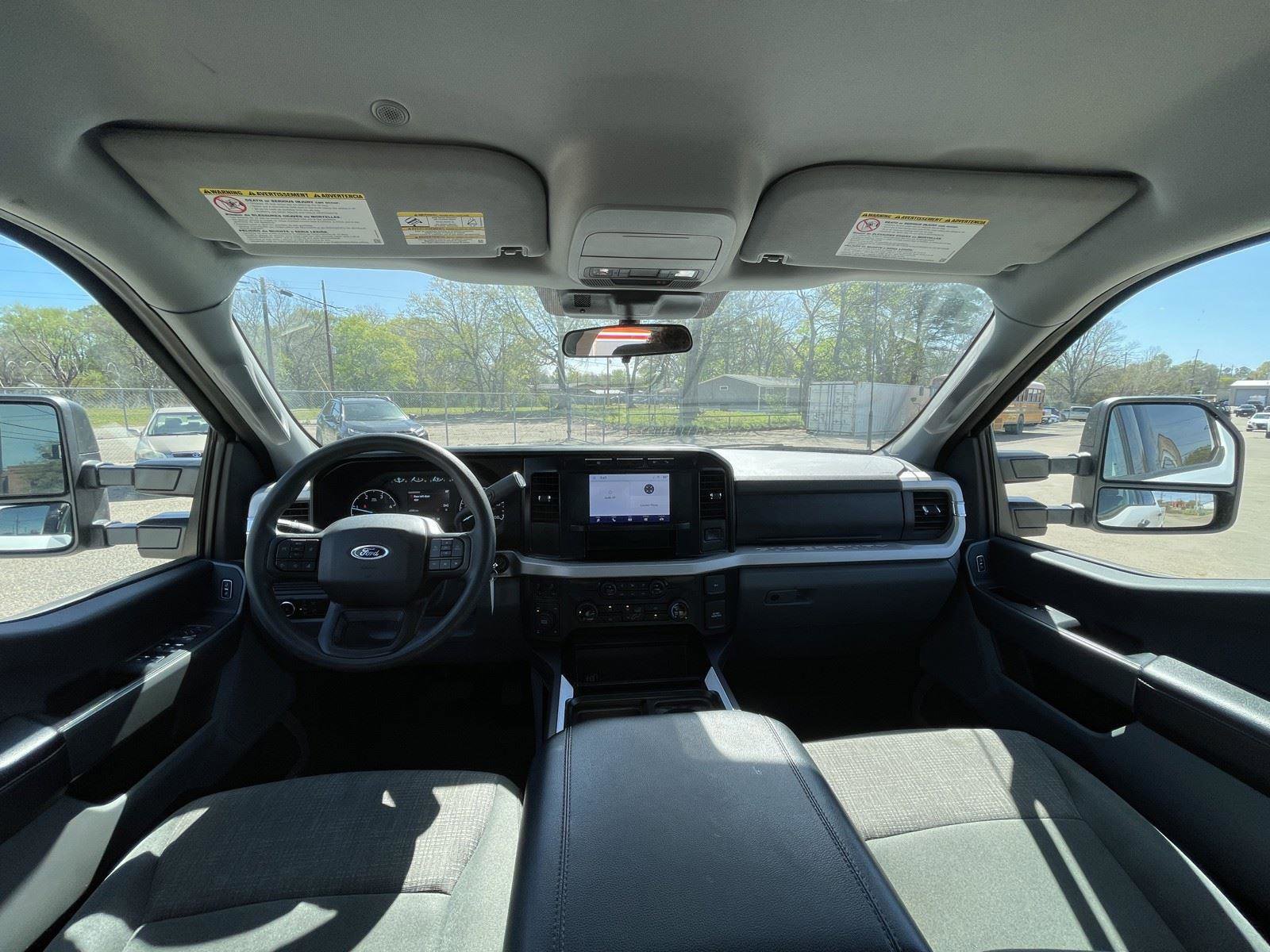 Used 2024 Ford F250 XLT w/ FX4 Off-Road Package image 15