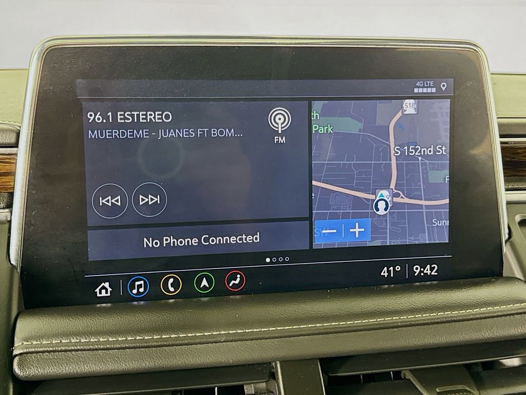 Used 2021 Chevrolet Suburban Premier w/ Premium Package AWD/4WD image 42