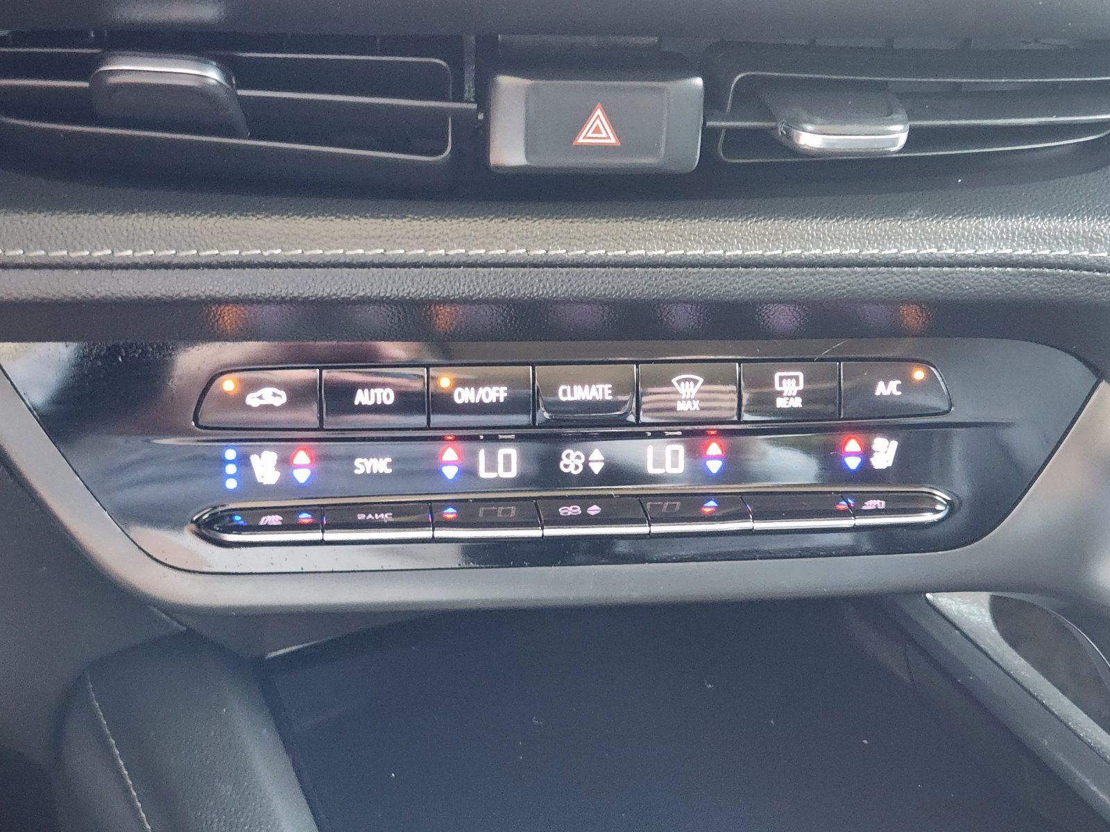 Certified 2023 Buick Envision Avenir FWD image 20