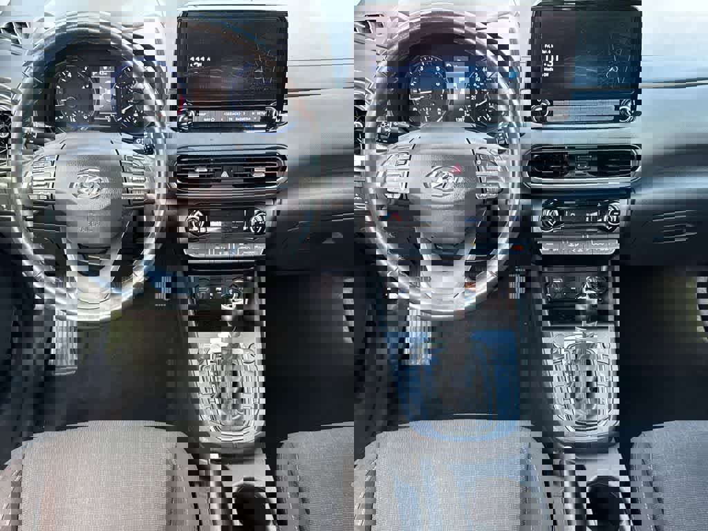 Used 2023 Hyundai Kona SEL w/ Convenience Package image 19