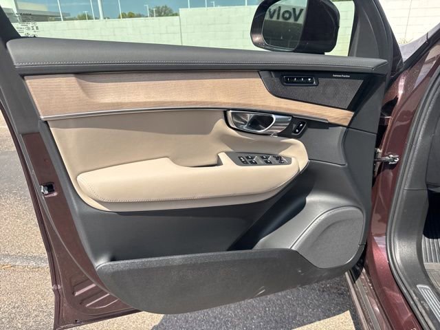 New 2026 Volvo XC90 B5 Plus image 12