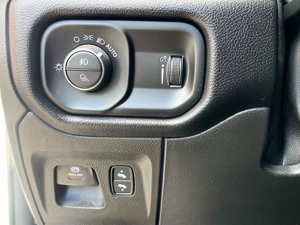 Used 2022 RAM 1500 Rebel w/ Rebel Level 1 Equipment Group AWD/4WD image 10