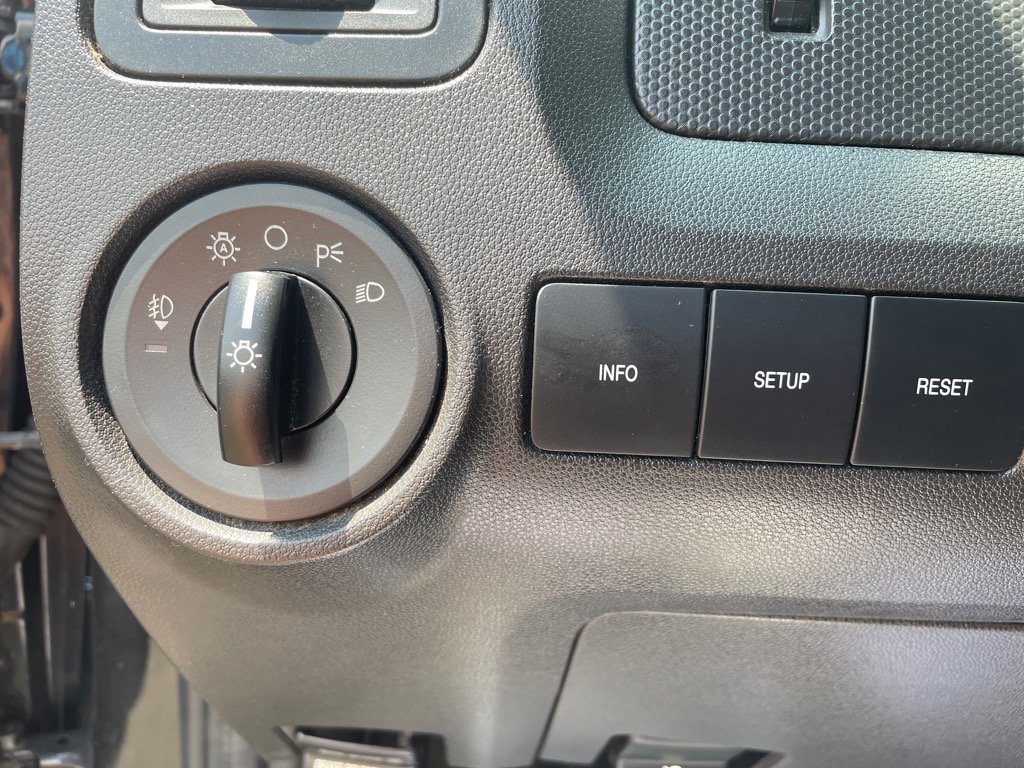 Used 2009 Ford Escape XLT FWD image 14